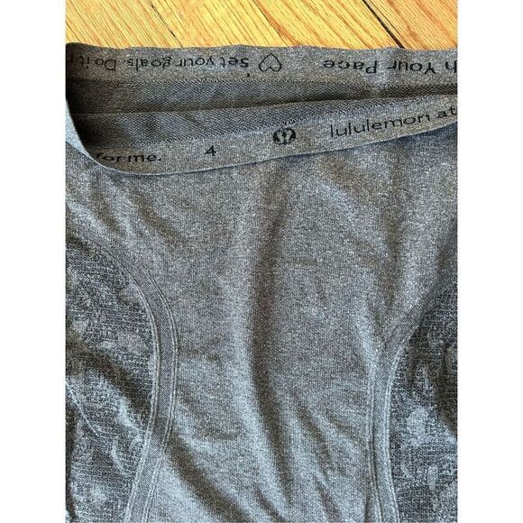 Lululemon Swiftly Tech Racerback  gray Size 4 - Picture 5 of 5